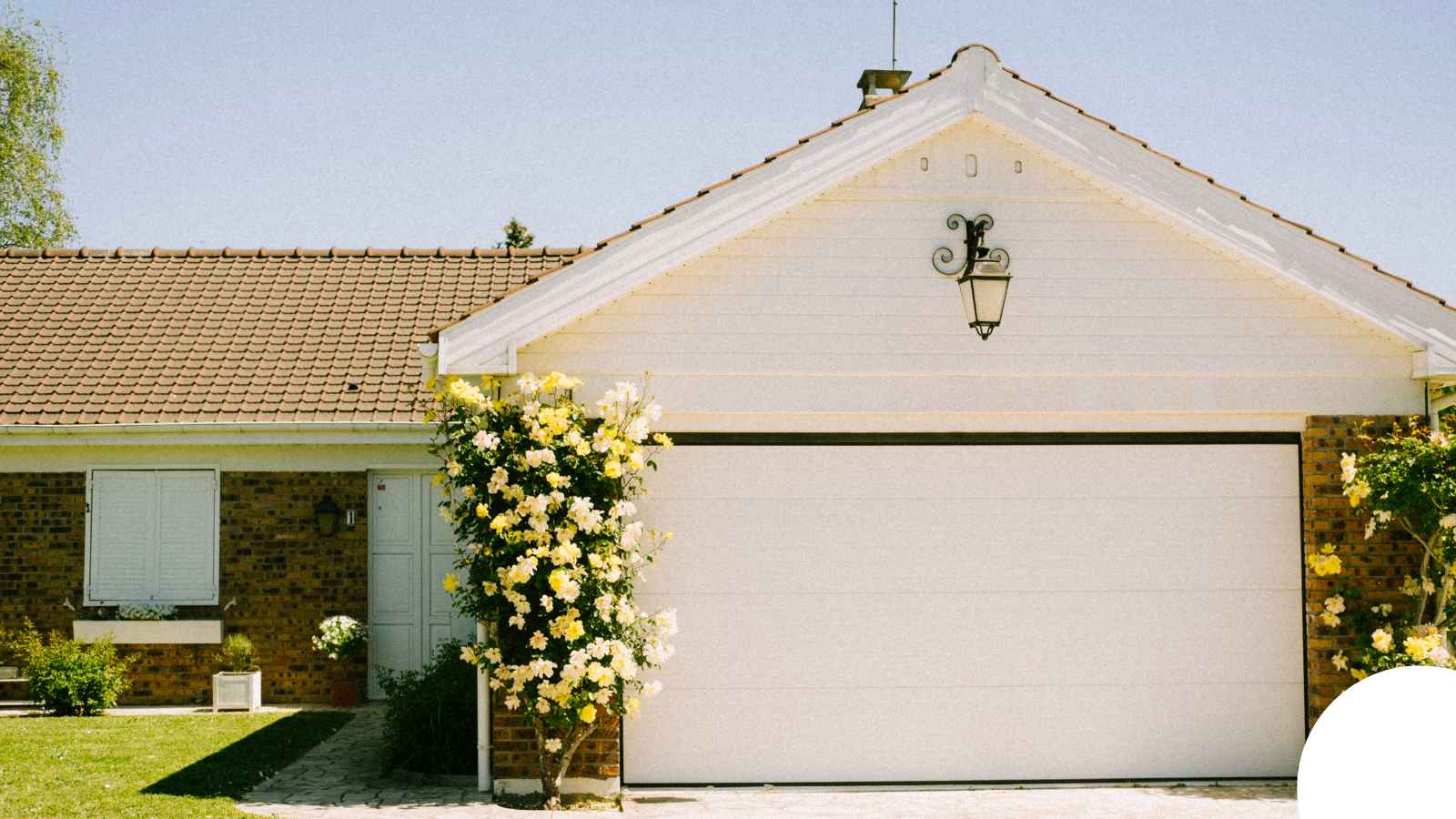 Garage Door in Houston, TX — Michael Garage Door Opener Repair Houston Garage Door in Houston, TX — Michael Garage Door Opener Repair Houston